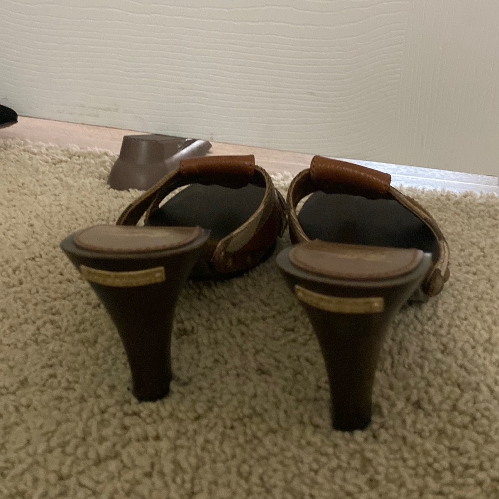 Burberry sandal